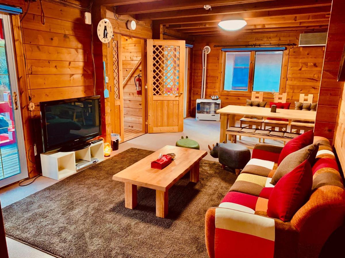 白老町 Tomy'S Log House - Need Carヴィラ エクステリア 写真